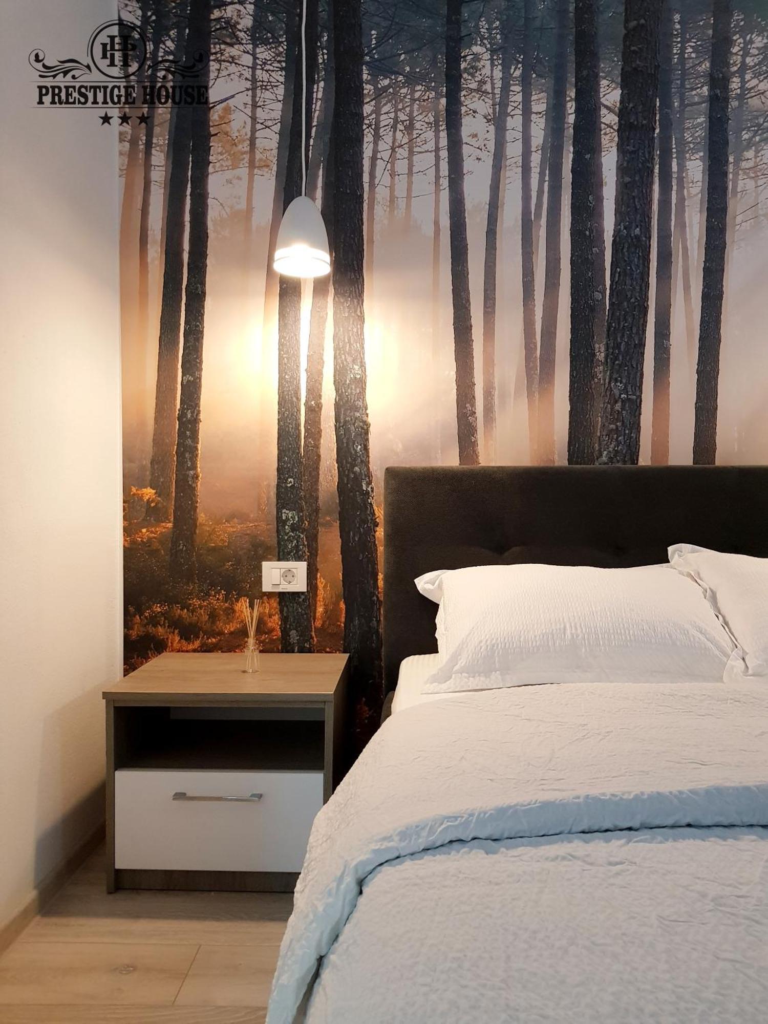 Pensiunea Prestige House Curtea De Arges Bagian luar foto