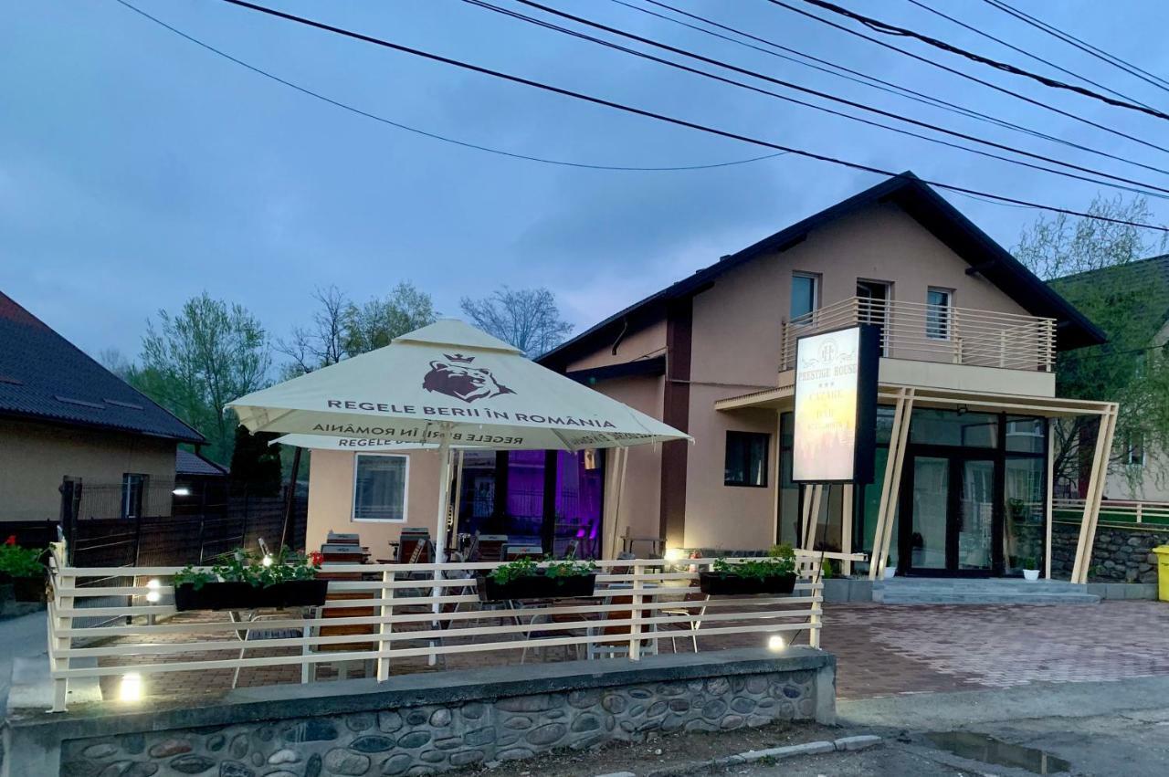 Pensiunea Prestige House Curtea De Arges Bagian luar foto